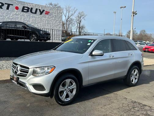 2017 Mercedes-Benz GLC 300 Base 4MATIC