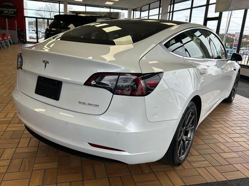 White 2019 Tesla Model 3 Long Range