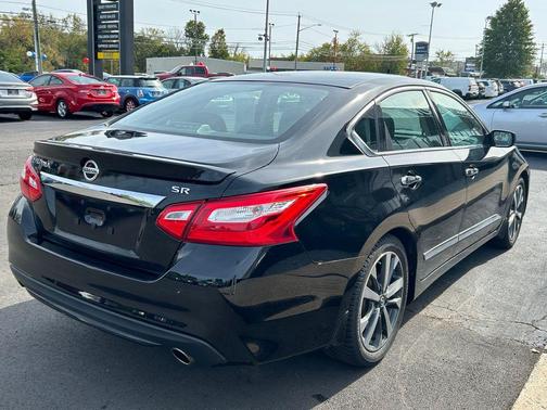 2016 Nissan Altima 2.5 SR