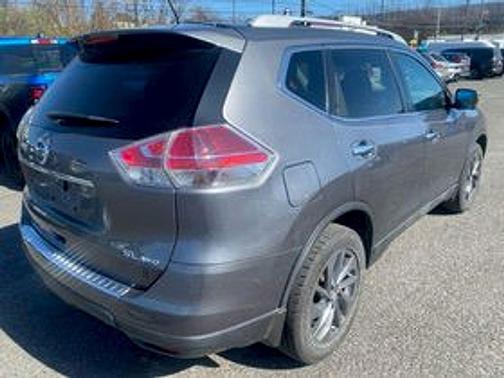 Gun Metallic 2016 Nissan Rogue SL