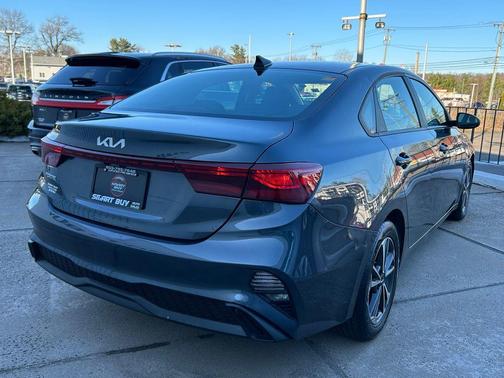 Gravity Gray 2023 Kia Forte LXS