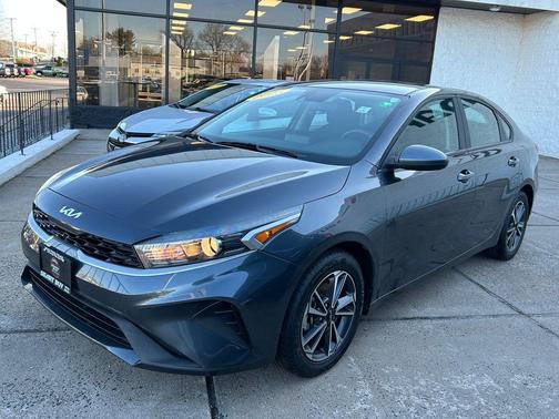 Gravity Gray 2023 Kia Forte LXS