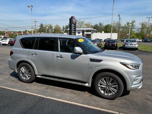 2019 INFINITI QX80 Luxe