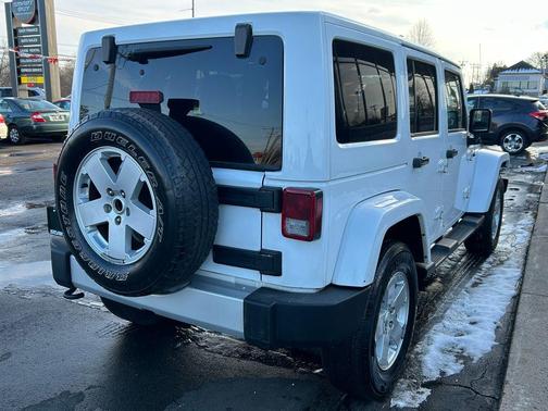 2012 Jeep Wrangler Unlimited Sahara