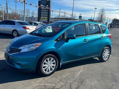 Metallic Peacock 2014 Nissan Versa Note SV
