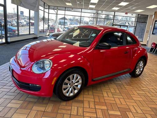 2014 Volkswagen Beetle Auto 1.8T Entry