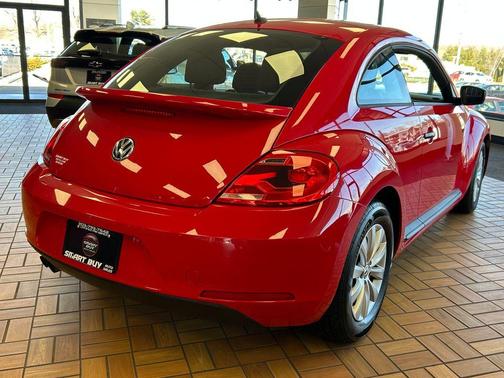 2014 Volkswagen Beetle Auto 1.8T Entry
