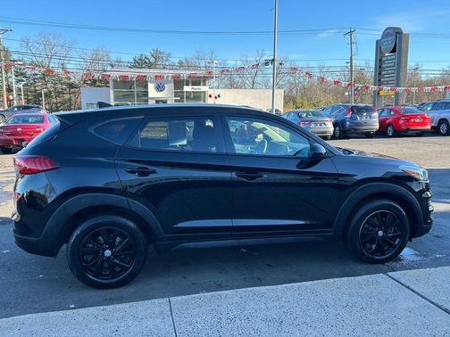 2019 Hyundai TUCSON SE