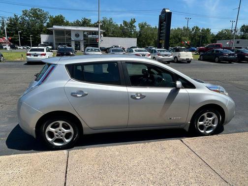 2013 Nissan Leaf SV