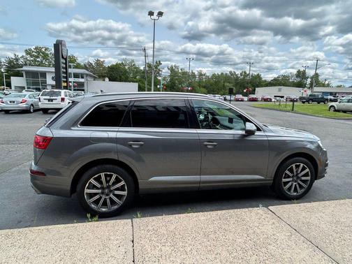 2017 Audi Q7 3.0T Premium Plus