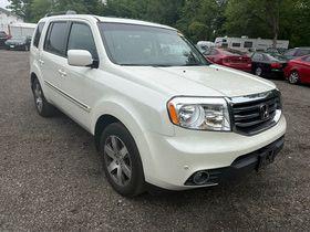 White 2015 Honda Pilot Touring
