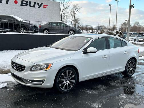 2017 Volvo S60 Inscription T5