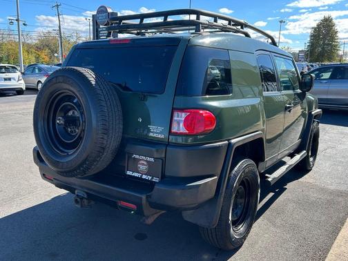 2011 Toyota FJ Cruiser Base