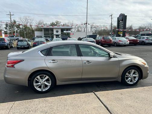 2014 Nissan Altima 2.5 SV