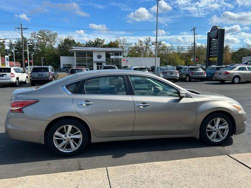 2014 Nissan Altima 2.5 SV