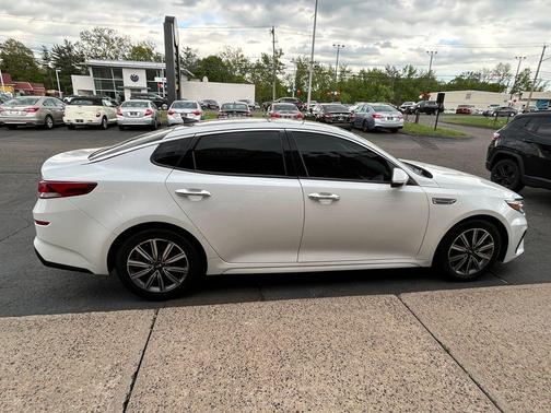 2019 Kia Optima EX