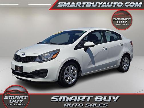 Clear White 2014 Kia Rio LX