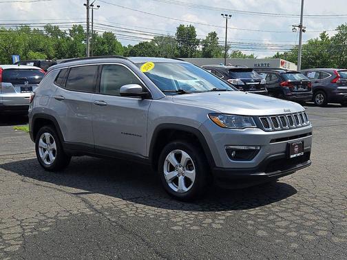 Billet Silver Metallic Clearcoat 2019 Jeep Compass Latitude