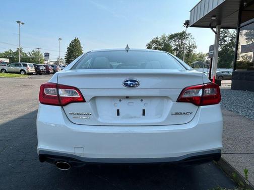 2018 Subaru Legacy 2.5i Premium