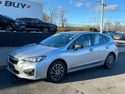 2019 Subaru Impreza 2.0i