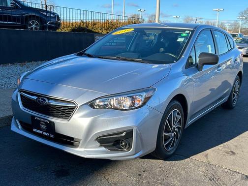 2019 Subaru Impreza 2.0i