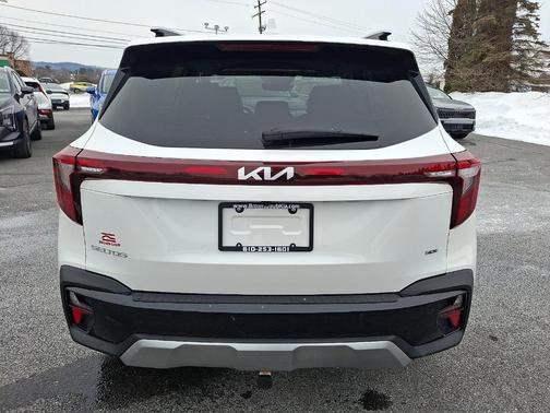 2025 Kia Seltos EX