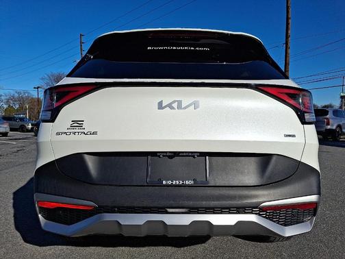 2023 Kia Sportage Hybrid LX