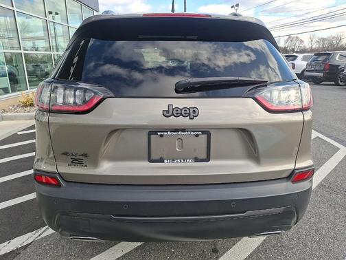 2021 Jeep Cherokee Latitude Lux