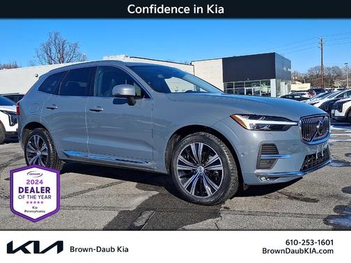 2023 Volvo XC60 B5 Plus Bright Theme