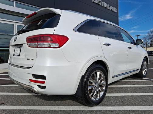 2016 Kia Sorento SX