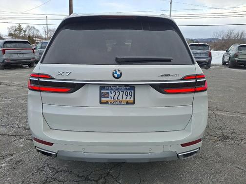 2026 BMW X7 xDrive40i