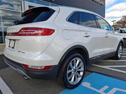2017 Lincoln MKC Select