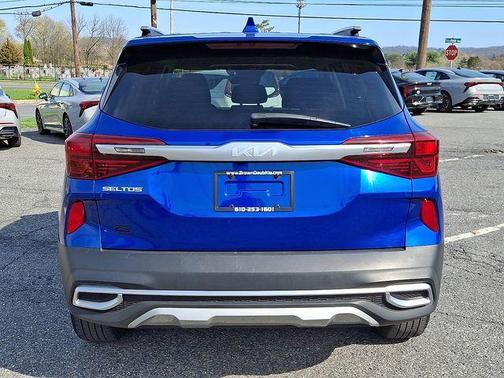 Neptune Blue 2023 Kia Seltos S