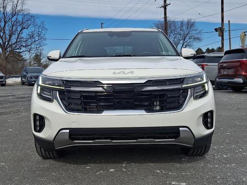 2024 Kia Seltos SX