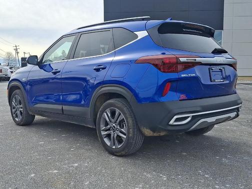 2023 Kia Seltos S