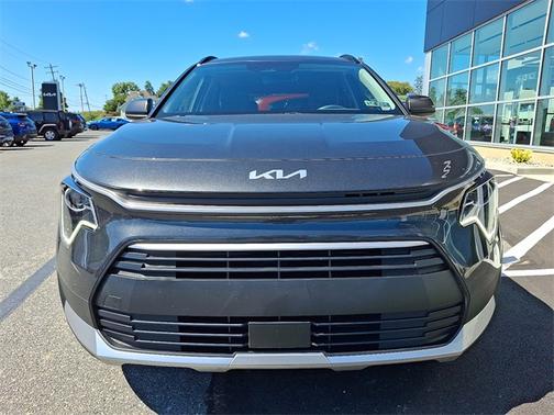 2024 Kia Niro EX