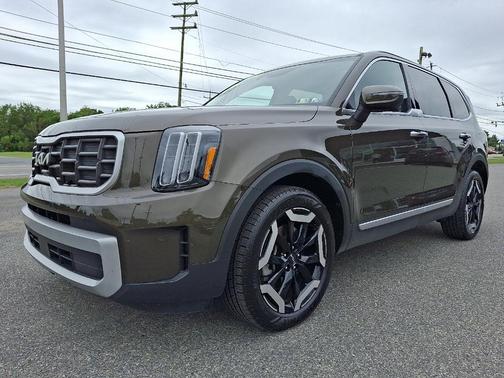 2024 Kia Telluride S