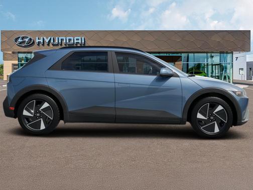 2025 Hyundai IONIQ 5 SEL