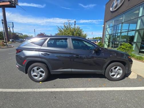 2024 Hyundai TUCSON SE