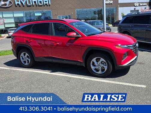 Red 2023 Hyundai TUCSON SEL