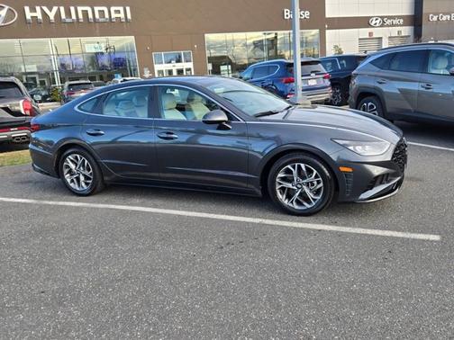 2023 Hyundai SONATA SEL