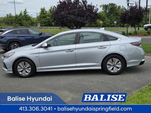2019 Hyundai SONATA Hybrid SE