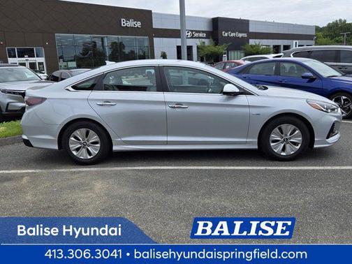 2019 Hyundai SONATA Hybrid SE