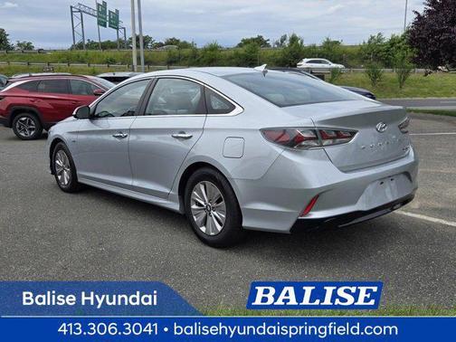 2019 Hyundai SONATA Hybrid SE