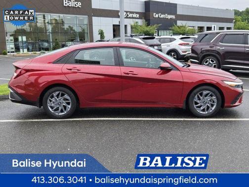 2024 Hyundai ELANTRA SEL
