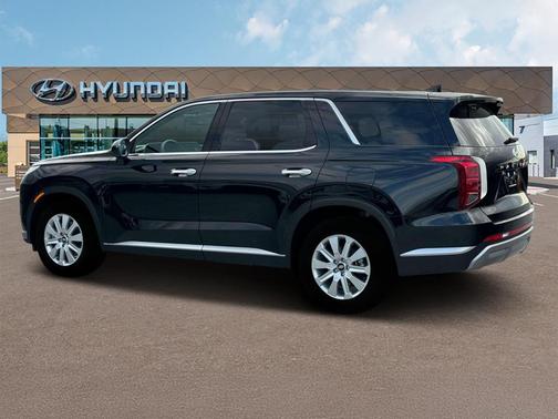 2025 Hyundai PALISADE SE