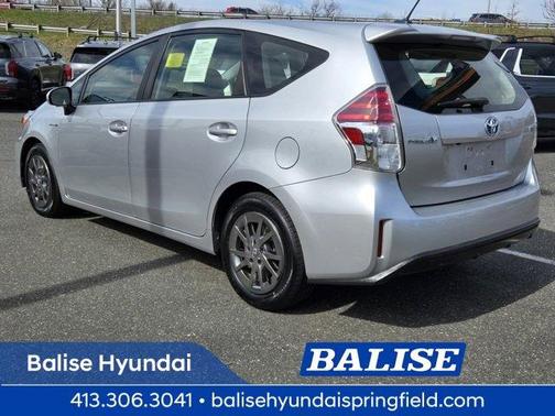 2017 Toyota Prius v