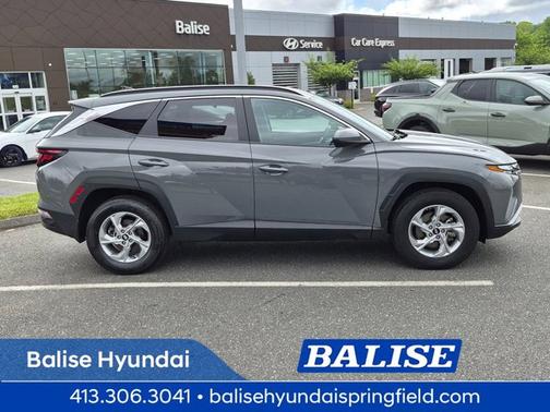 Gray 2024 Hyundai TUCSON SEL