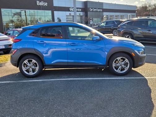 2022 Hyundai KONA SEL