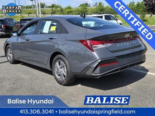 2024 Hyundai ELANTRA SE